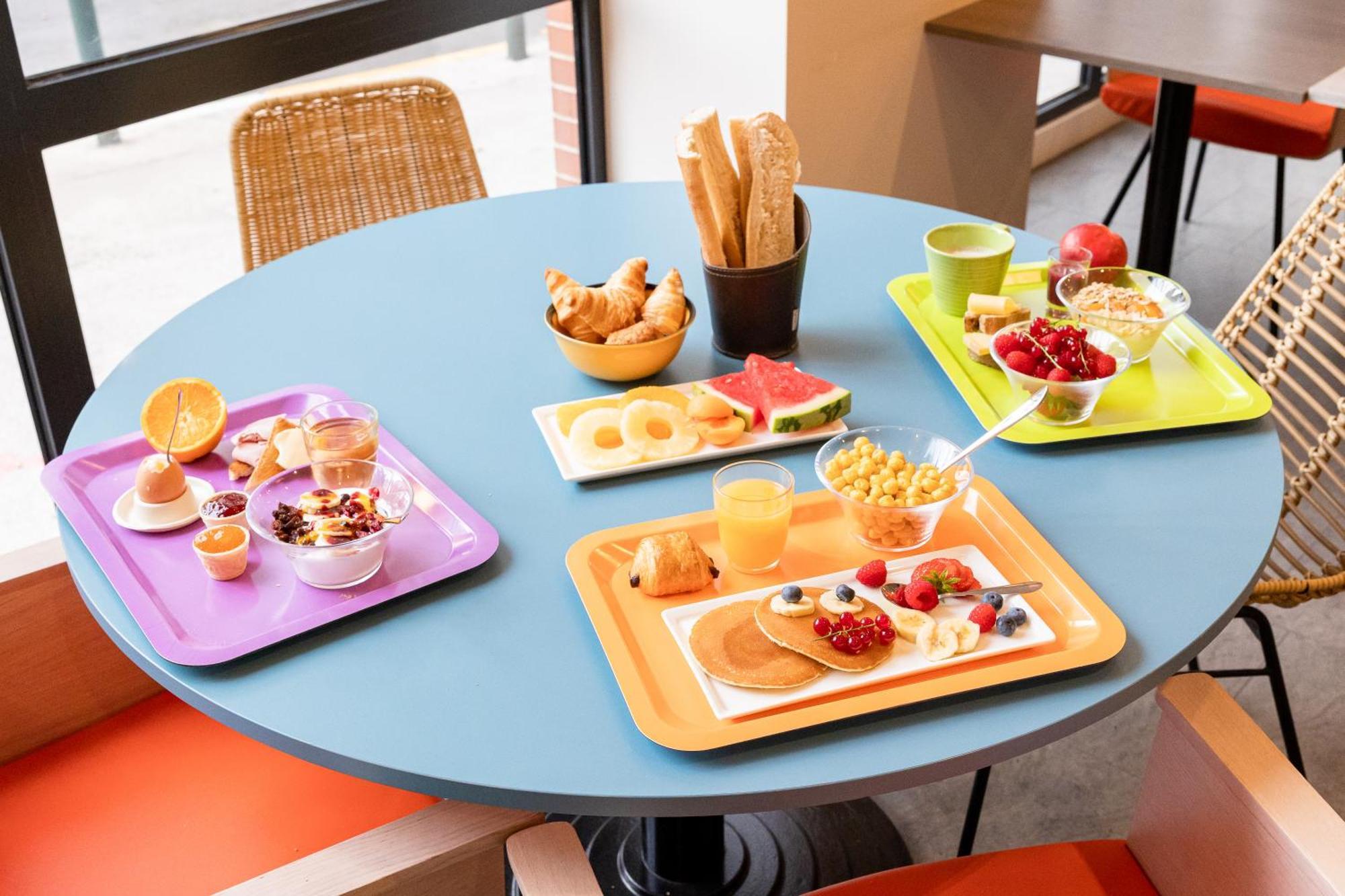 Hotel Ibis Styles Perpignan Centre Gare Exterior foto